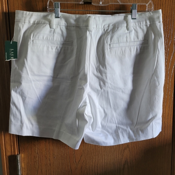 Lauren by Ralph Lauren- womens shorts (White) - Picture 2 of 2
